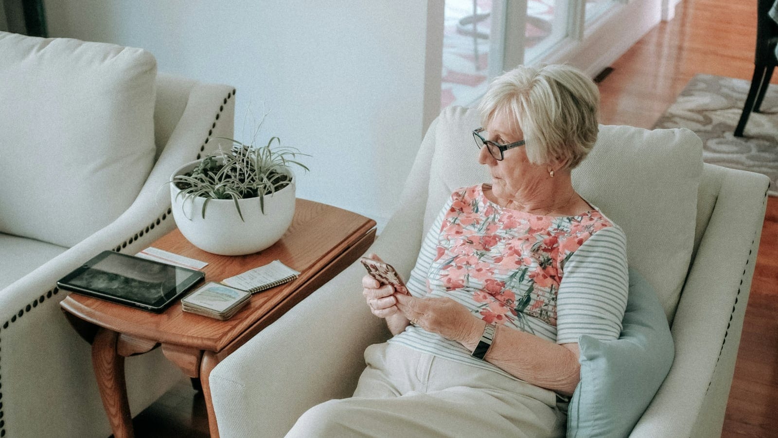 Critical Signs a Senior Needs Home Care
